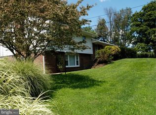 121 Forestville Rd, Lincoln University, PA 19352