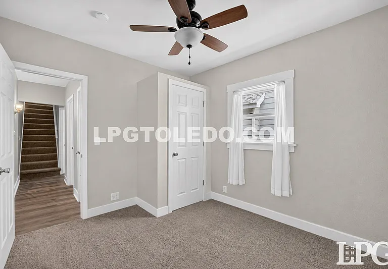544 Woodsdale Ave — Photo 23