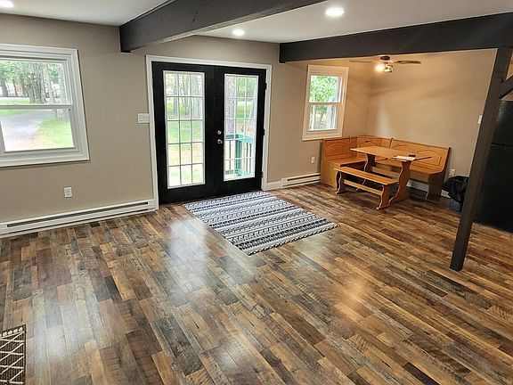 3rd image of 84 Parker Mews