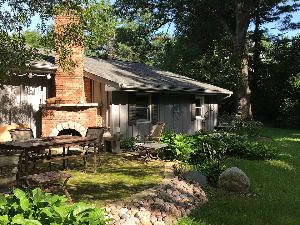 1st image of 9814 N Fox Creek Dr