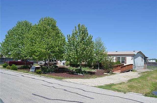 1st image of 112 Yaupon Dr
