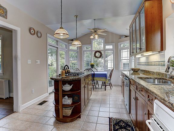Light-filled Kitchen