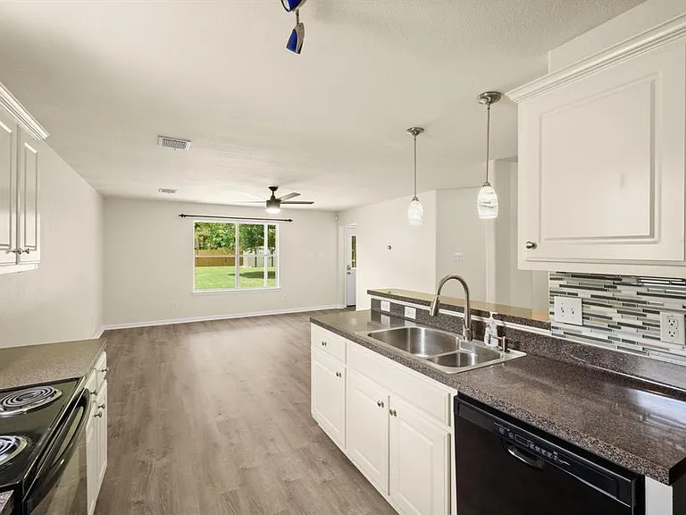 4527 Nueces River Loop — Photo 12
