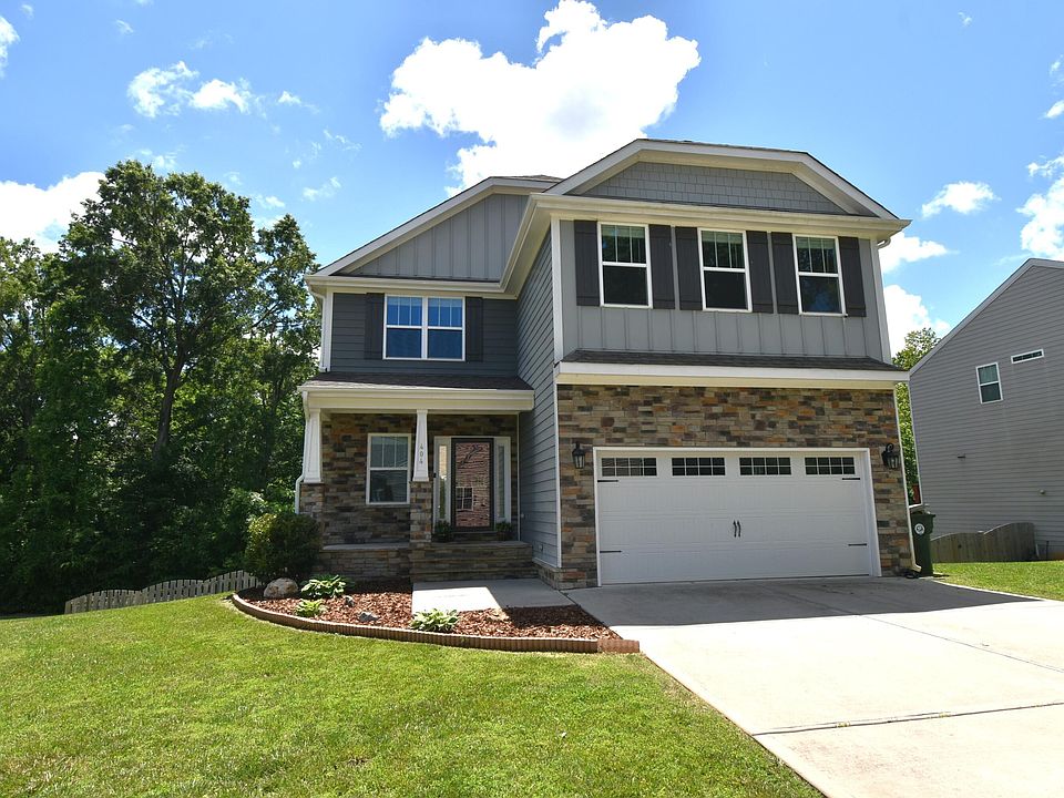 1st image of 404 Blue Lake Dr