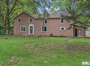 8810 Buckhart Rd, Rochester, IL 62563