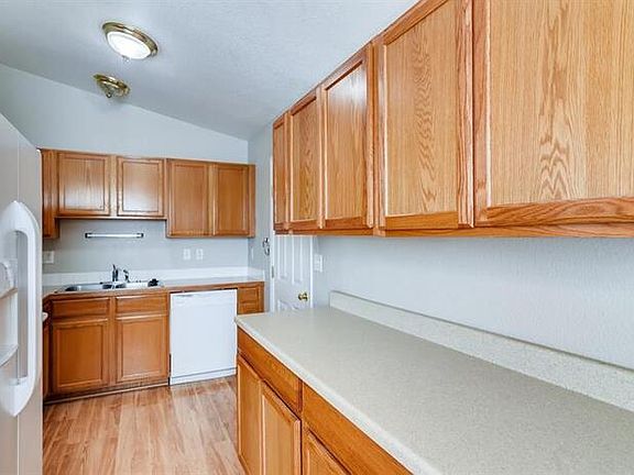 5th image of 510 N 30th Ave Ct