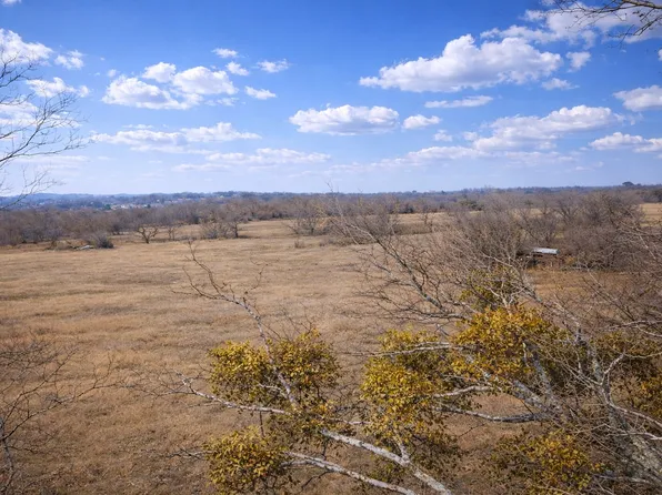 3 408 County Rd #909, Joshua, TX 76058