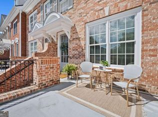 5911 Waters Edge Trl, Roswell, GA 30075