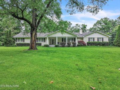 615 S Charles G Seivers Blvd, Clinton, TN, 37716