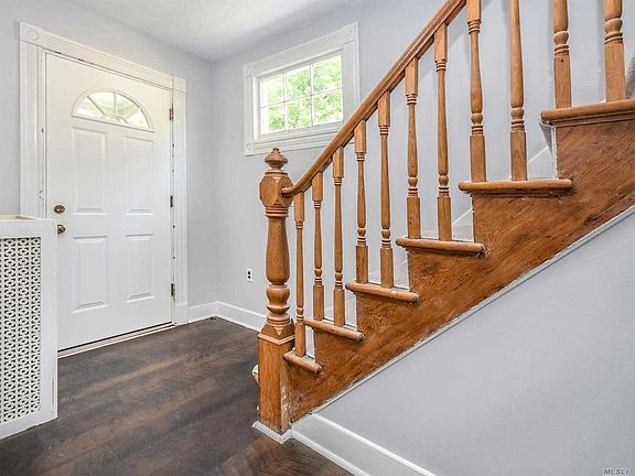 3rd image of 11 Woolsey Ave