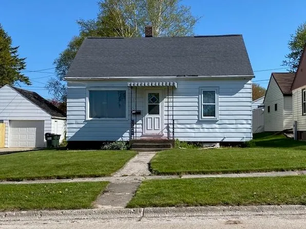 207 Rolland St, Algoma, WI 54201