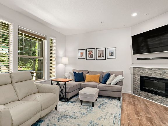 4th image of 28749 SW Costa Cir E