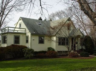 1130 Marion Ave, Mc Lean, VA 22101