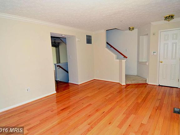 3rd image of 2717 Piscataway Run Dr