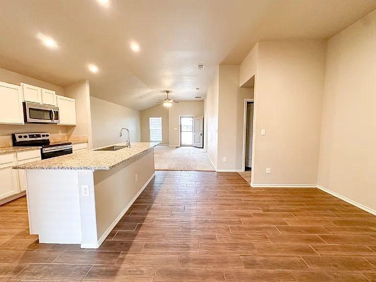 10424 Waverly Ave — Photo 21