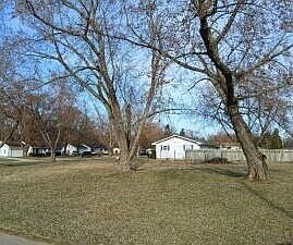1st image of 4363 Velvet St W