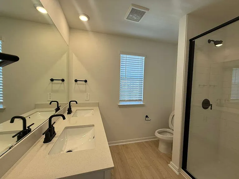 2530 Violet Theo Ln — Photo 21
