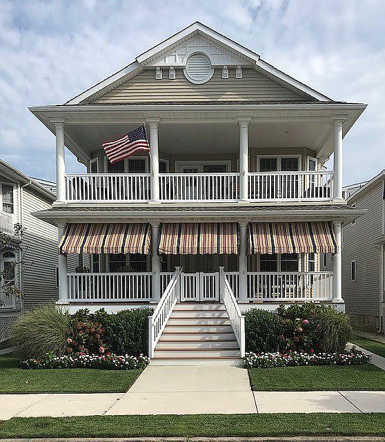 1st image of 1419 Simpson Ave #2