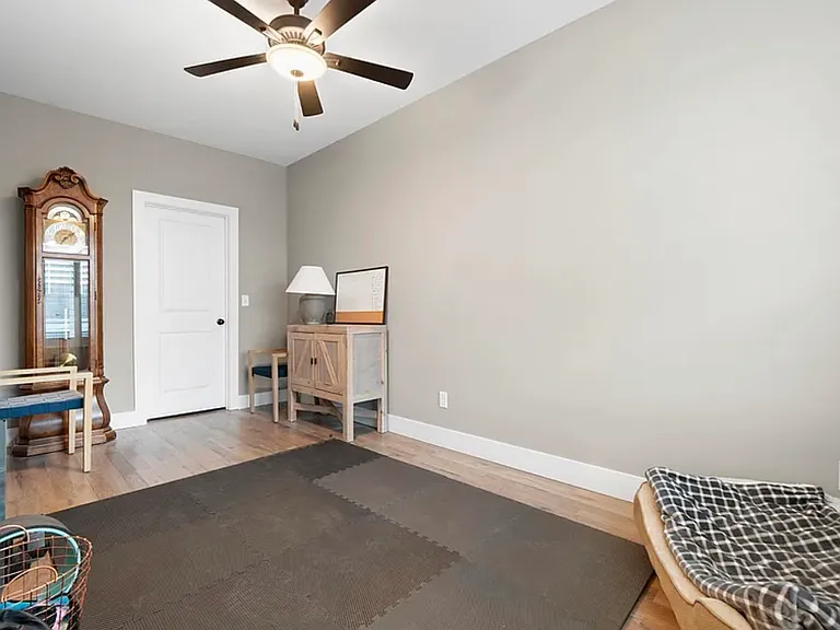 1027 Montague Pl #1027 — Photo 29