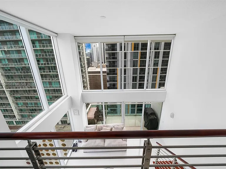 41 SE 5th St #1202 — Photo 15
