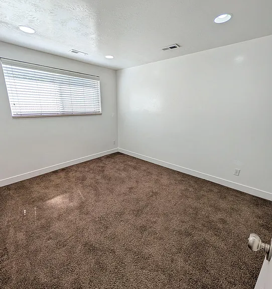 1000 E Center St #1 — Photo 9
