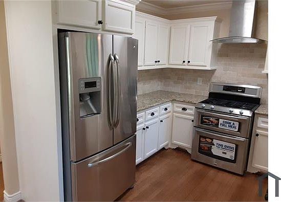 3rd image of 7437 Crofton St