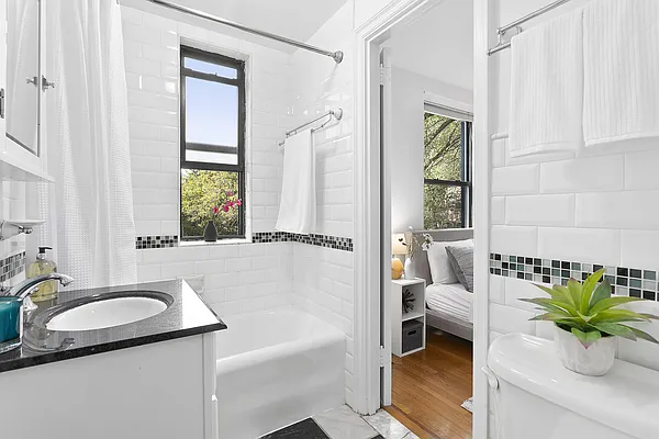 Sold by Compass | media 16