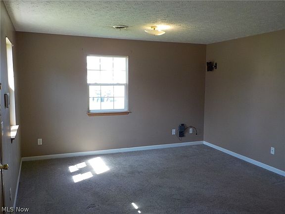 2nd image of 5027 Clifton Ave