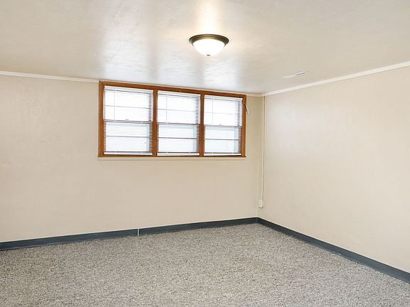 4th image of 1823 Elaine Dr #Basement