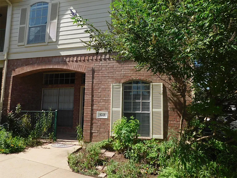2710 Grants Lake Blvd #G3 — Photo 41