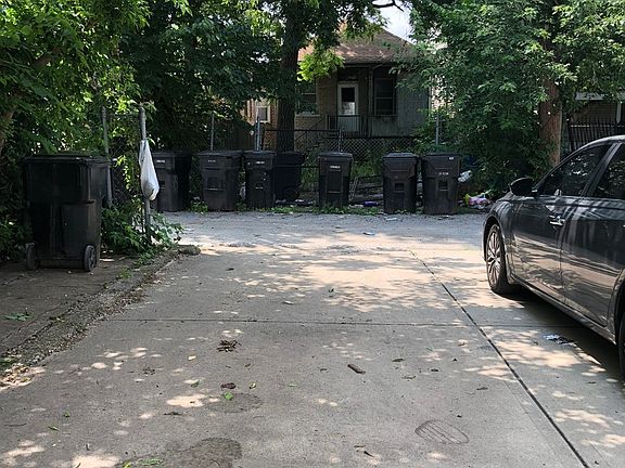 3rd image of 6620 S Drexel Ave