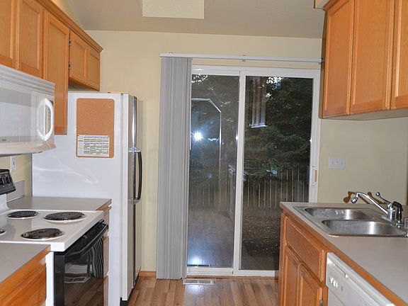 4th image of 1803 NE 150th St
