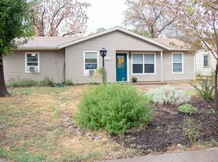 1009 Harris Dr, Euless, TX 76039