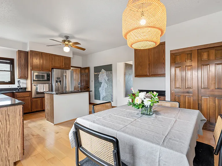 908 Burn Oak Dr — Photo 26