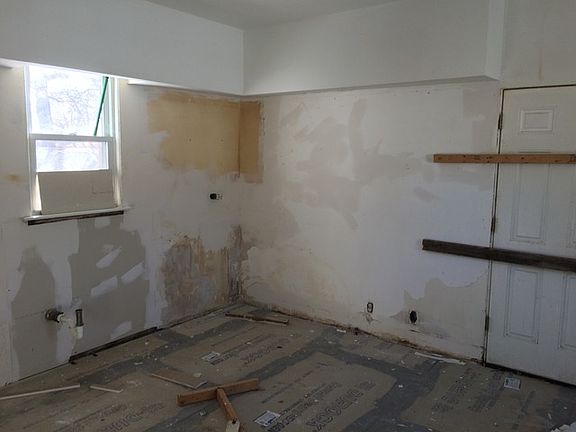 5th image of 1814 Lincoln St