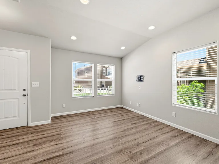 6235 White Wolf Point — Photo 5