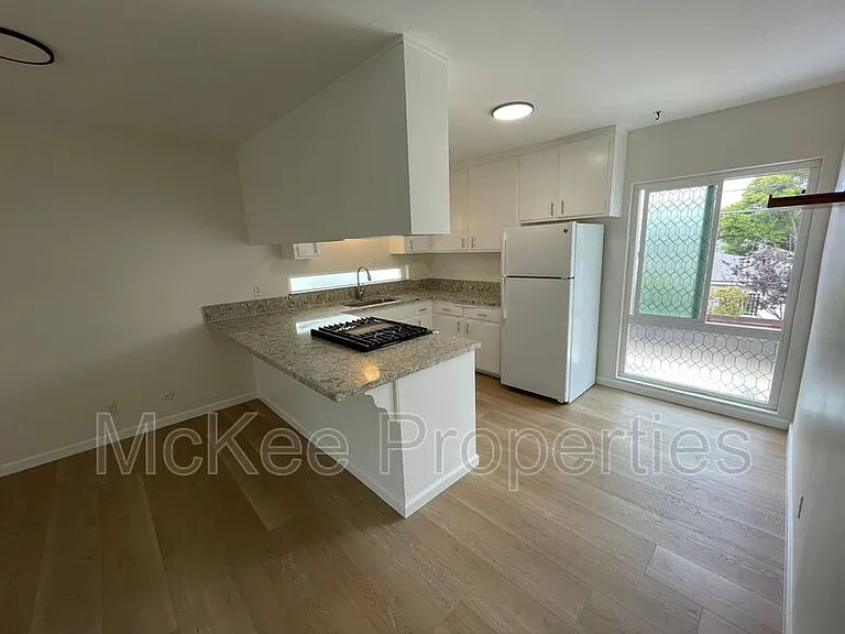 540 G Ave #F — Photo 1