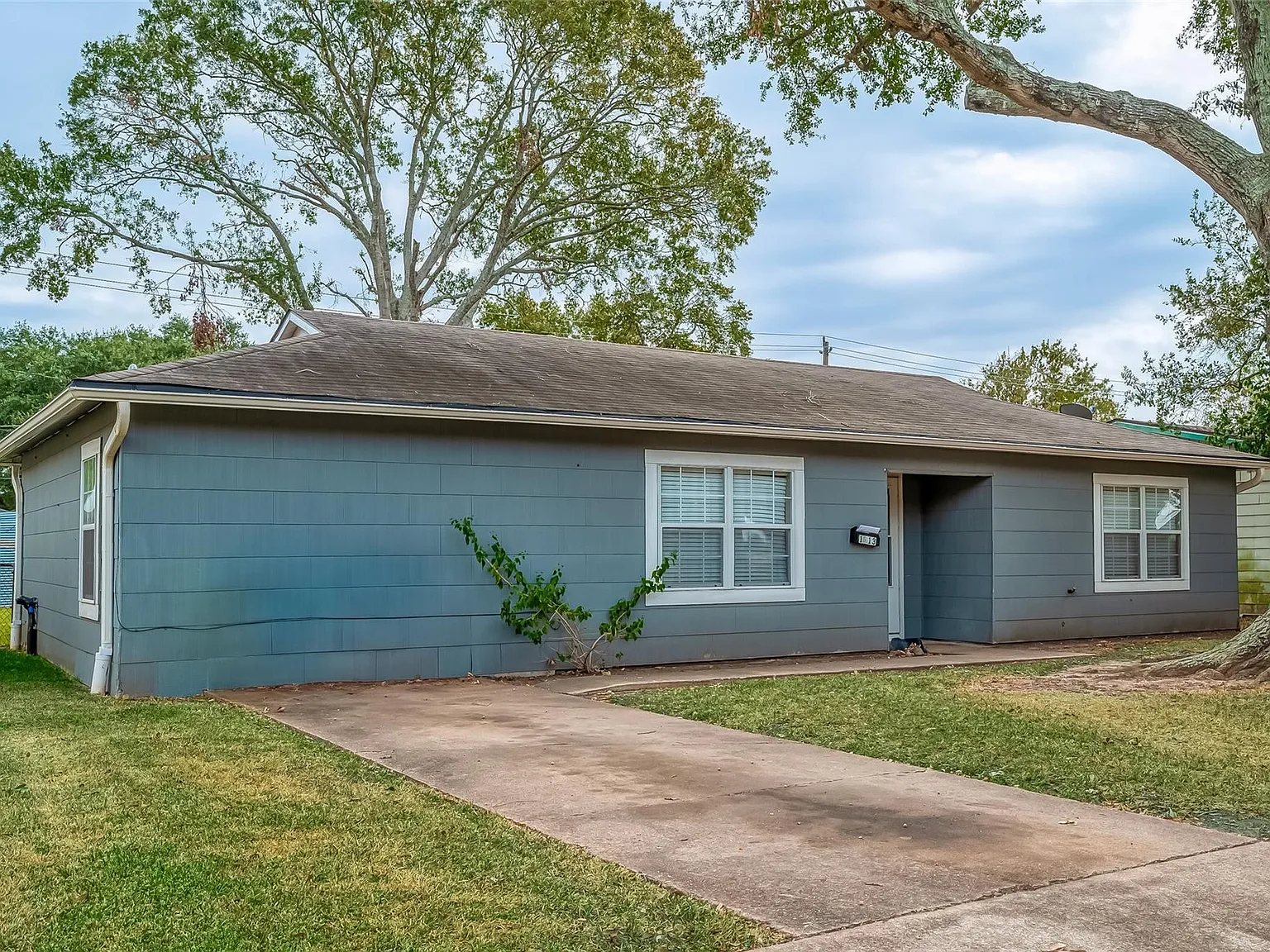 3 bed, 2.0 bath, 1176 sqft, $1,750 — Photo 4