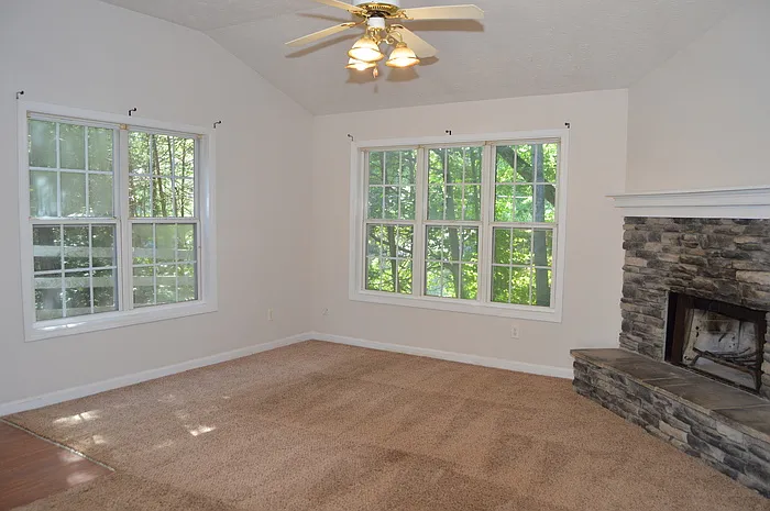 2 bed, 2.0 bath, 1000 sqft, $1,595 — Photo 3