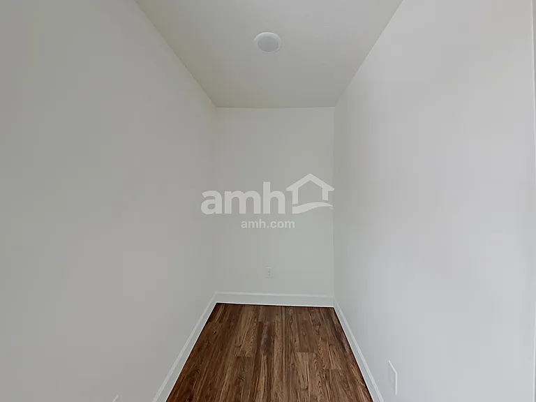2388 E Frontier St — Photo 7