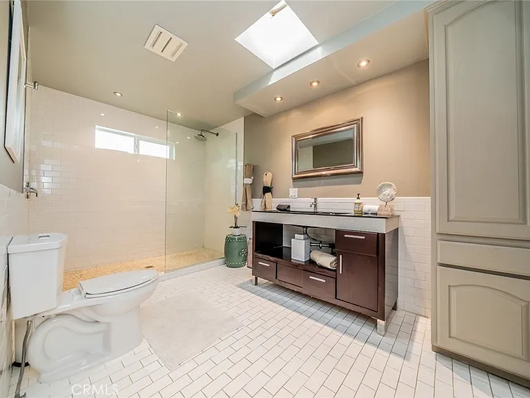 1600 E Palm Tree Dr — Photo 38