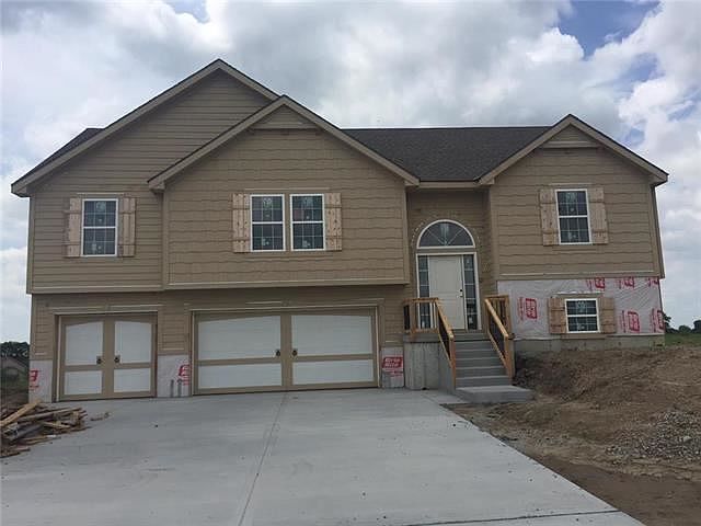 1st image of 6101 NE 120th St