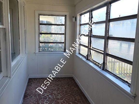 2nd image of 2610 Roanoke Ave