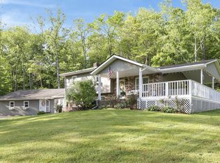 1881 Lake Rd SE, Lancaster, OH 43130