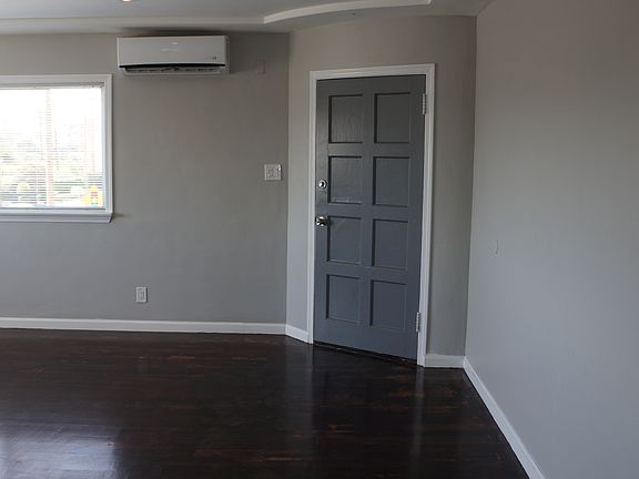 5th image of 2639 S Fairfax Ave #1