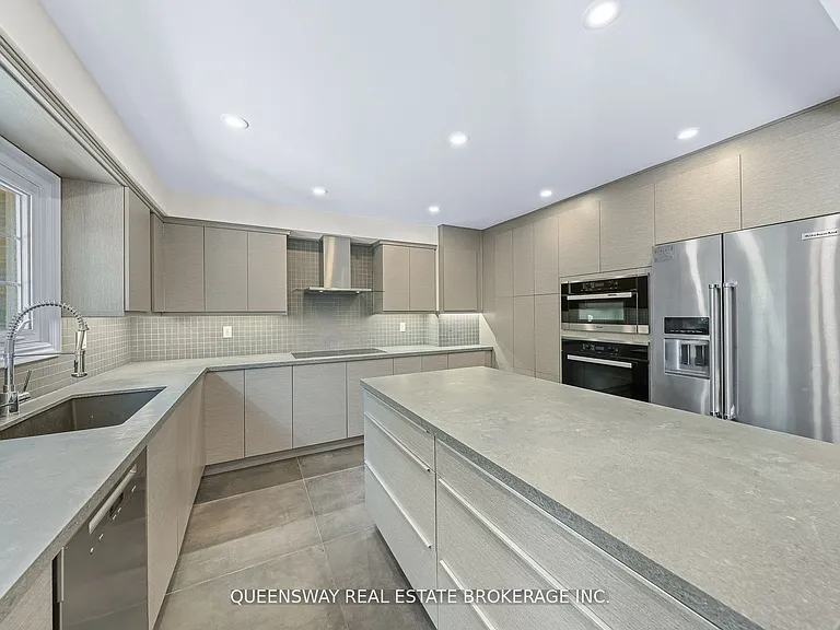 619 Culler Mews — Photo 15