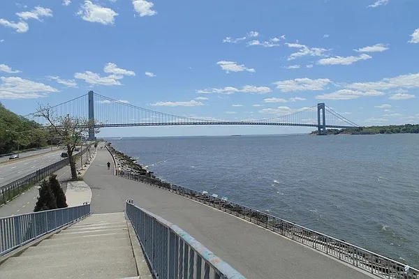 Rented by Owner | media 18