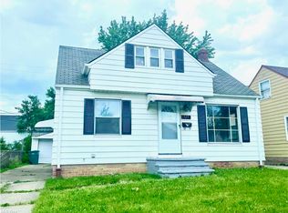 19297 Stockton Ave, Maple Heights, OH 44137