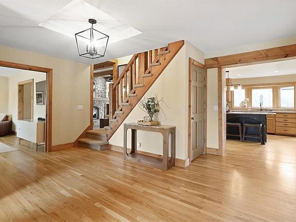 5th image of 5601 W 181st St