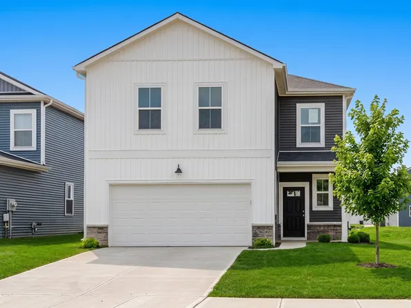 3807 Sterling Dr, Whitestown, IN 46075